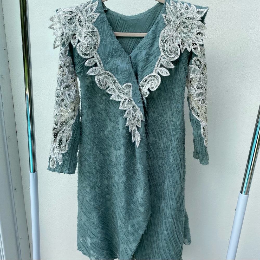 True Vintage Textured Teal & Cream Crochet Duster Coat Size Medium